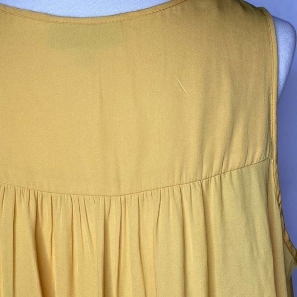 Lane Bryant Yellow Sleeveless top -  Size 18 - Picture 3 of 5